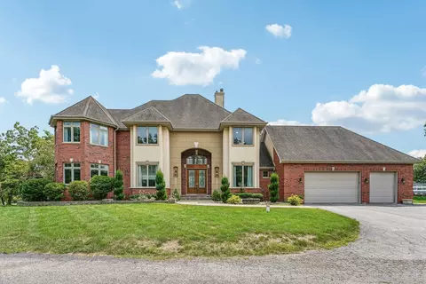23120 S Hidden Lake Trl, Crete, IL 60417