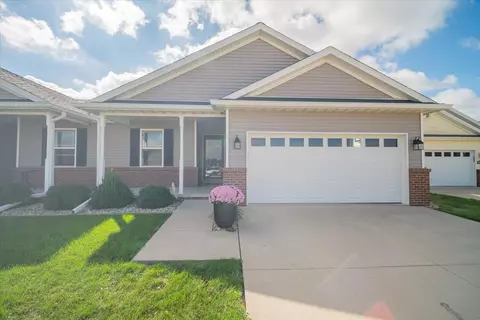 418 Jenny Lane Ln #B, Heyworth, IL 61745