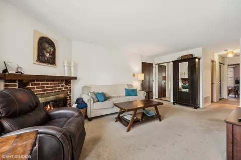 1117 Scanlon Dr #C2, Wheeling, IL 60090 photo 5