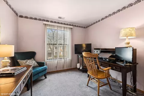 1117 Scanlon Dr #C2, Wheeling, IL 60090 photo 10