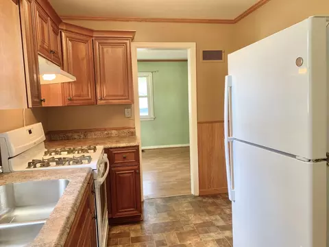 Kitchen - 1900 Post St, Ottawa, IL 61350 photo 4 of 5