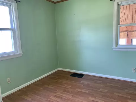 Bedroom - 1900 Post St, Ottawa, IL 61350 photo 1 of 5
