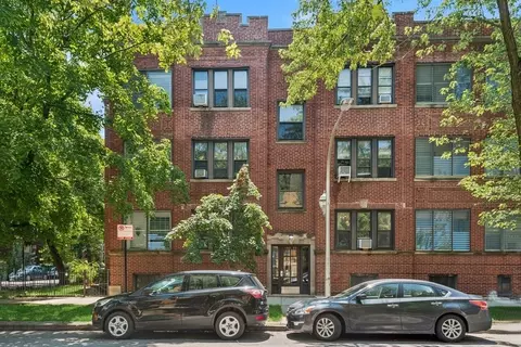 1501 W Cornelia Ave #1, Chicago, IL 60657