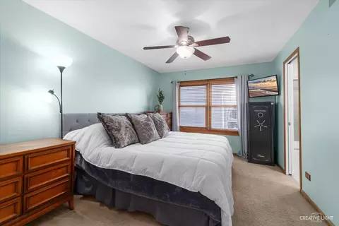 Bedroom - 930 Mocassin Ct, Carol Stream, IL 60188 photo 1 of 5