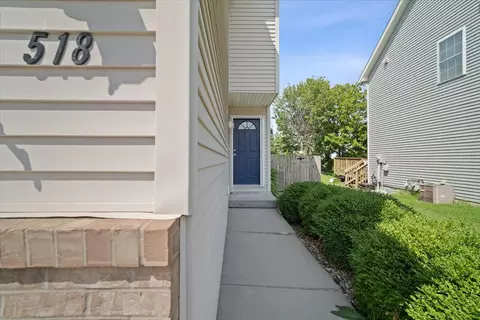518 Wild Turkey Ln, Normal, IL 61761 photo 2