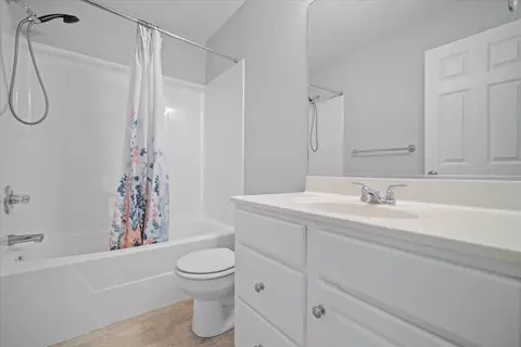 518 Wild Turkey Ln, Normal, IL 61761 photo 16