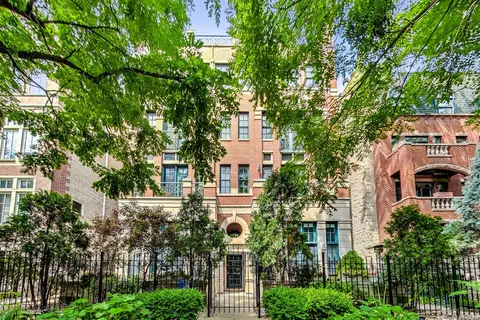 840 W Buckingham Pl #3E, Chicago, IL 60657