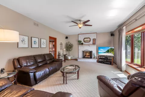1214 Pendleton Dr, Lemont, IL 60439 photo 11