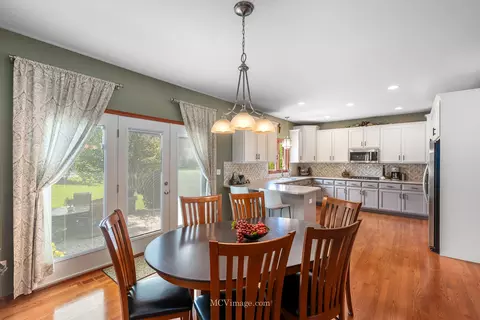 1214 Pendleton Dr, Lemont, IL 60439 photo 10