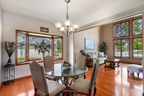 1214 Pendleton Dr, Lemont, IL 60439 photo 7