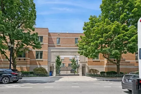 1440 N Wells St #K, Chicago, IL 60610