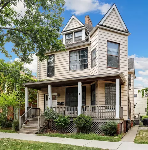 1826 W Sunnyside Ave, Chicago, IL 60640
