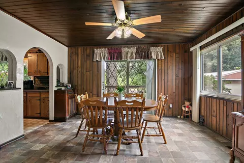 Dining - 418 S 5000w Rd, Kankakee, IL 60901 photo 1 of 2