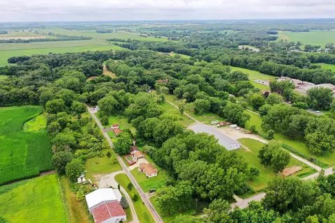 View/Area - 418 S 5000w Rd, Kankakee, IL 60901 photo 5 of 11