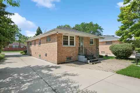 Exterior - 4856 Washington St, Hillside, IL 60162 photo 1 of 2