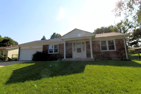 Exterior - 1101 Hanley St, Mchenry, IL 60050 photo 1 of 3