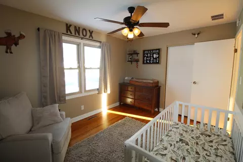 Bedroom - 1101 Hanley St, Mchenry, IL 60050 photo 2 of 4