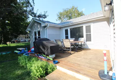 Exterior - 1101 Hanley St, Mchenry, IL 60050 photo 3 of 3