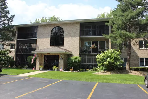 4950 W 134th Ct #502, Crestwood, IL 60445