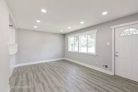 Living - 2229 167th St, Hazel Crest, IL 60429 photo 1 of 3
