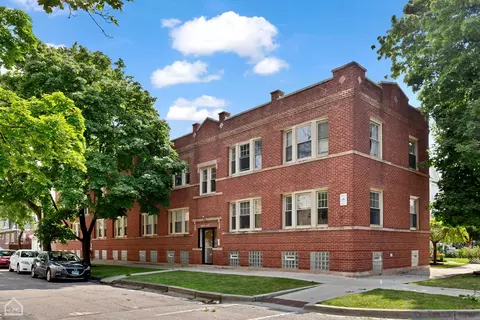 3846 N Lamon Ave #2, Chicago, IL 60641