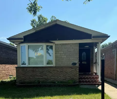 8423 S State St, Chicago, IL 60619