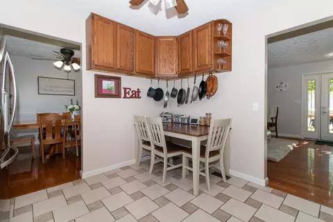 Kitchen - 2005 Single Tree Ln, Bloomington, IL 61704 photo 4 of 4