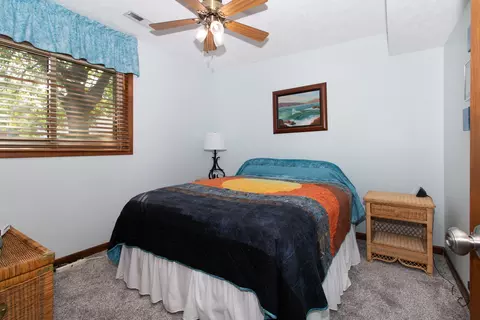 Bedroom - 2005 Single Tree Ln, Bloomington, IL 61704 photo 9 of 10