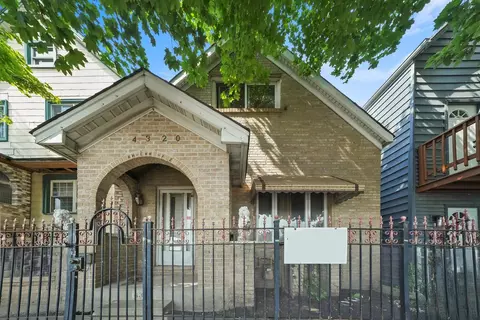 4320 W 31st St, Chicago, IL 60623