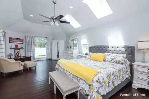 Bedroom - 1107 E Prairie Ave, Wheaton, IL 60187 photo 1 of 4