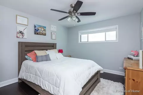 Bedroom - 1107 E Prairie Ave, Wheaton, IL 60187 photo 3 of 4