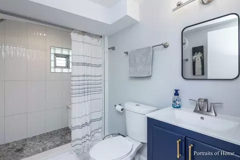 Bath - 1107 E Prairie Ave, Wheaton, IL 60187 photo 2 of 2