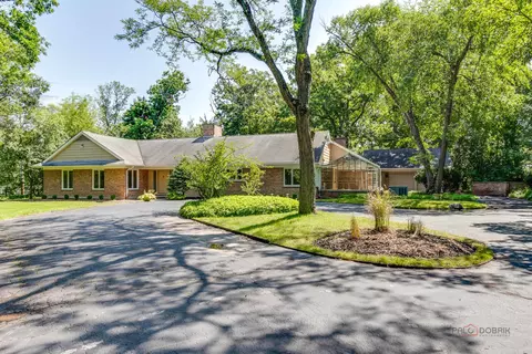 1577 N Green Bay Rd, Lake Forest, IL 60045