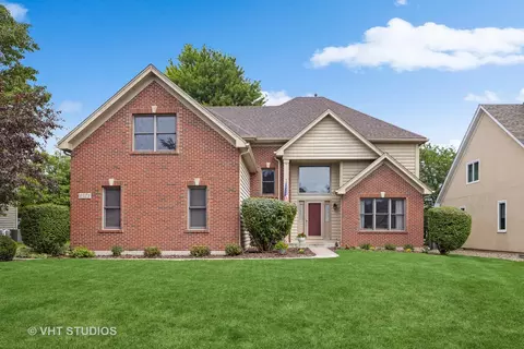 1571 Jeanel Ln, Aurora, IL 60502