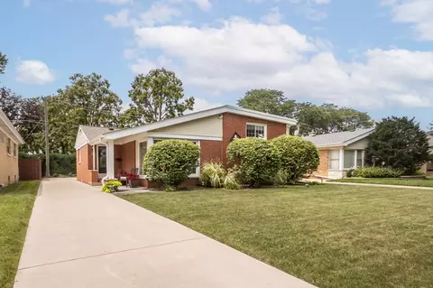 1116 Forest Rd, La Grange Park, IL 60526