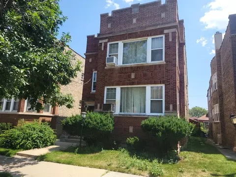 8243 S May St, Chicago, IL 60620