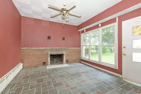 Living - 15485 Millard Ave, Markham, IL 60428 photo 1 of 1