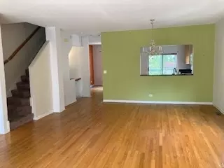 Living - 1142 E 46th St, Chicago, IL 60653 photo 2 of 2