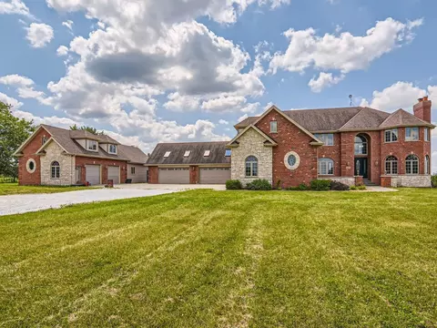 12211 Baker Rd, Manhattan, IL 60442