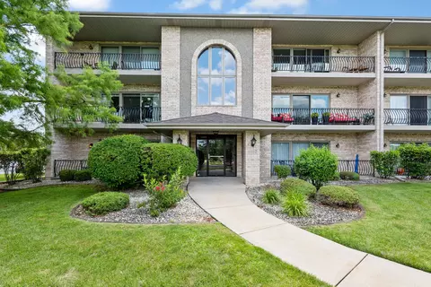 11117 Wisconsin Ct #1A, Orland Park, IL 60467