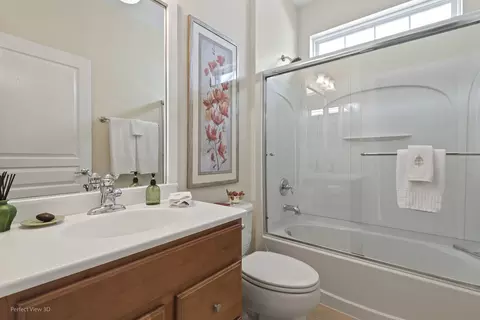 2828 Beacon Point Cir, Elgin, IL 60124 photo 14