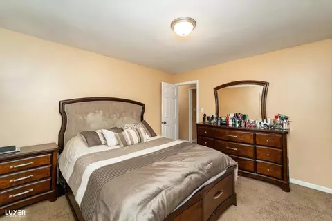 4448 Adele Ln, Oak Forest, IL 60452 photo 17