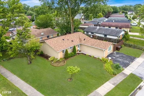 4448 Adele Ln, Oak Forest, IL 60452 photo 4