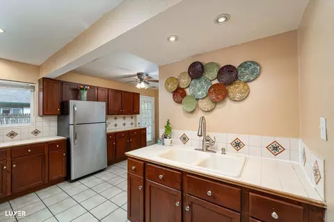 4448 Adele Ln, Oak Forest, IL 60452 photo 14