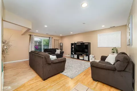 4448 Adele Ln, Oak Forest, IL 60452 photo 6
