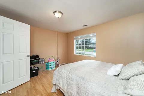 4448 Adele Ln, Oak Forest, IL 60452 photo 21