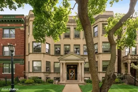 4523 N Dover St #2N, Chicago, IL 60640