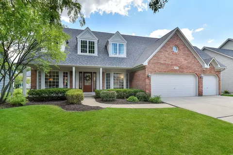 2712 Gleneagles Ct, Naperville, IL 60565
