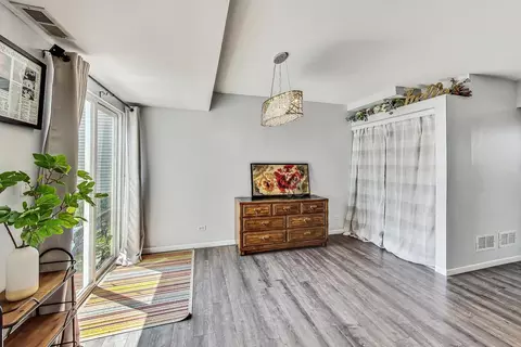 Other - 837 Symphony Dr, Aurora, IL 60504 photo 2 of 8