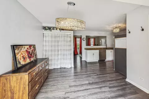 Other - 837 Symphony Dr, Aurora, IL 60504 photo 3 of 8